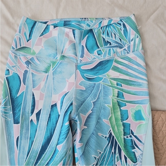 Nike botanical tropical dri fit leggings small crop - Picture 3 of 13